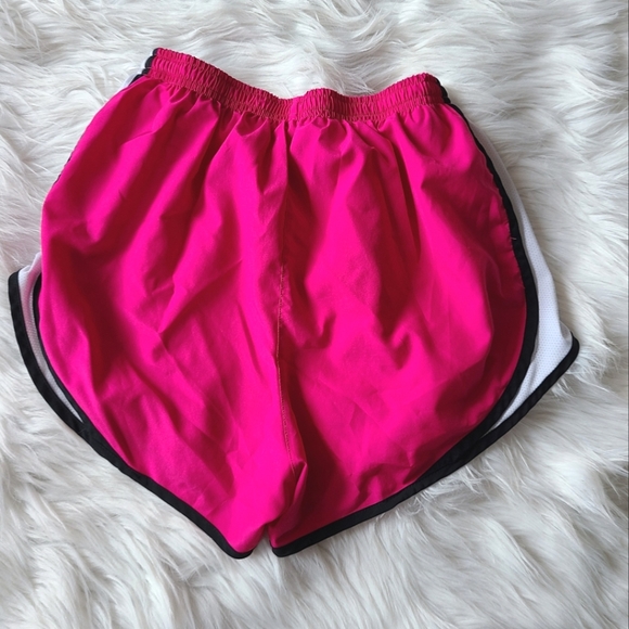 NIKE DRI-FIT SHORTS - Picture 2 of 5